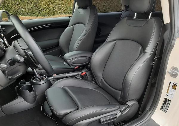 MINI Cooper S cena 79500 przebieg: 44700, rok produkcji 2018 z Ostroróg małe 407